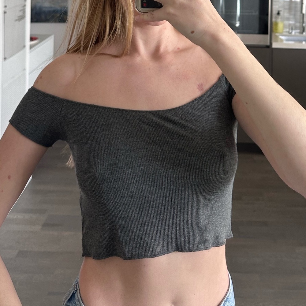 Brandy Melville Cropped Off-Shoulder Top in Grey